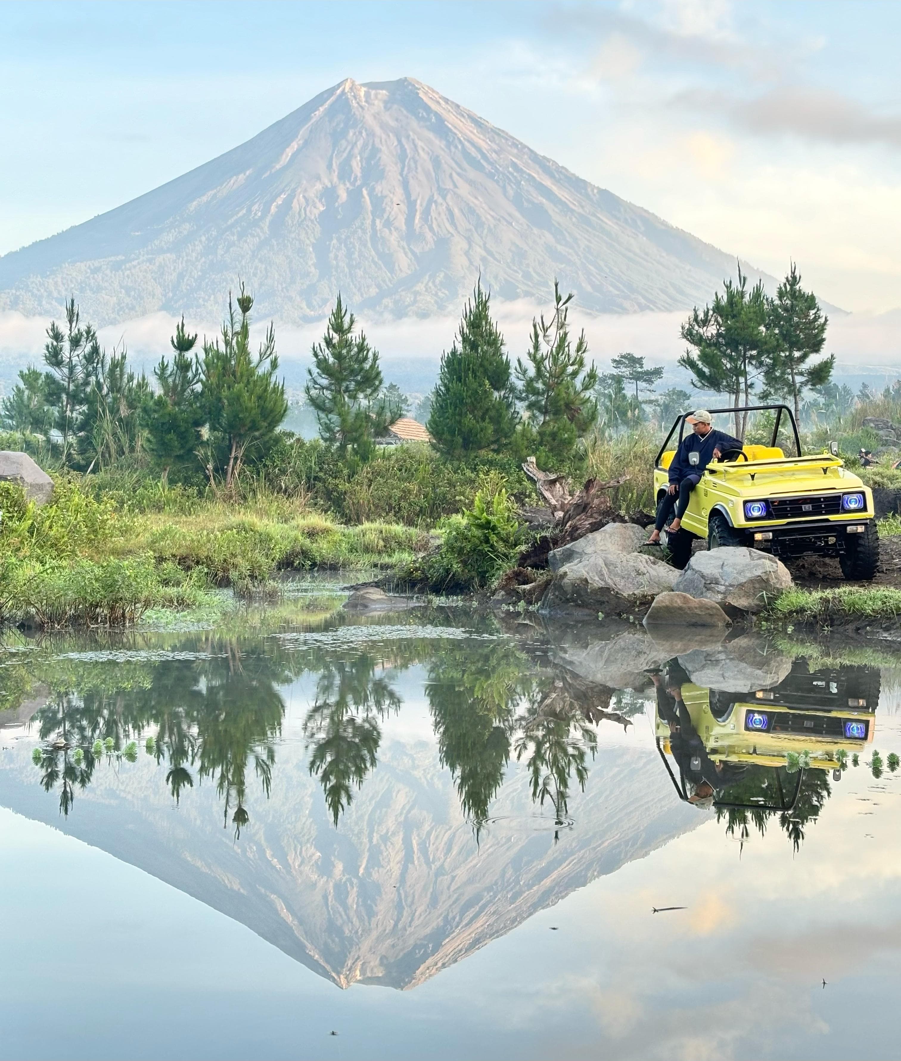 Eksplore Pronojiwo (Lava Tour Semeru Jeep)